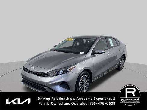 Used 2024 Kia Forte LXS w/ LXS Technology Package FWD image 1