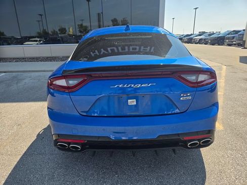 Used 2018 Kia Stinger GT2 AWD/4WD image 5