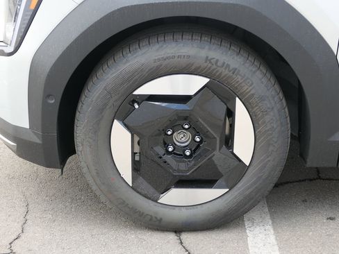 New 2026 Kia EV9 Wind image 10