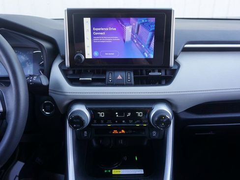 Used 2024 Toyota RAV4 XLE Premium image 10