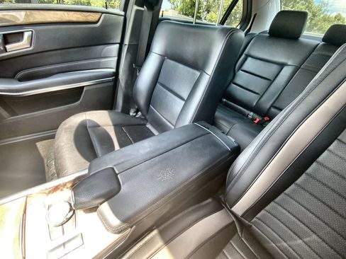 Used 2014 Mercedes-Benz E 350 4MATIC Sedan image 23