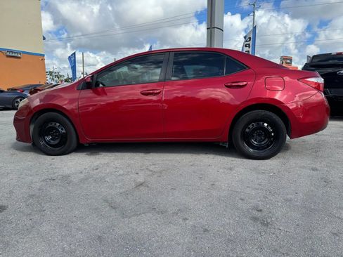Used 2014 Toyota Corolla LE FWD image 3