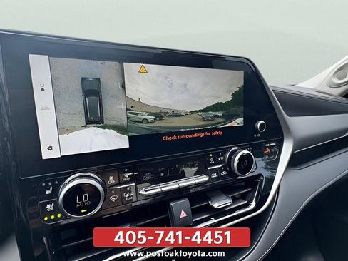 Used 2023 Toyota Highlander Platinum AWD/4WD image 22