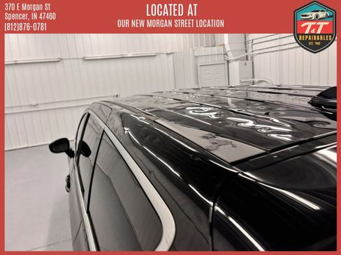 Used 2024 Chrysler Pacifica Touring-L FWD image 37