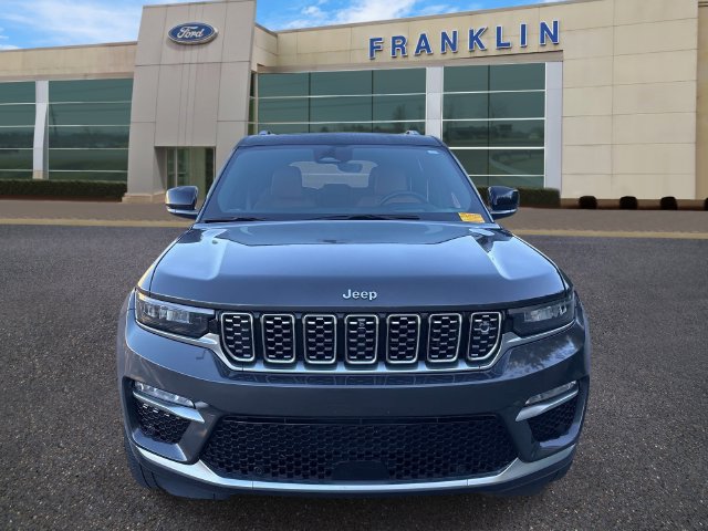 Used 2022 Jeep Grand Cherokee Summit AWD/4WD image 2