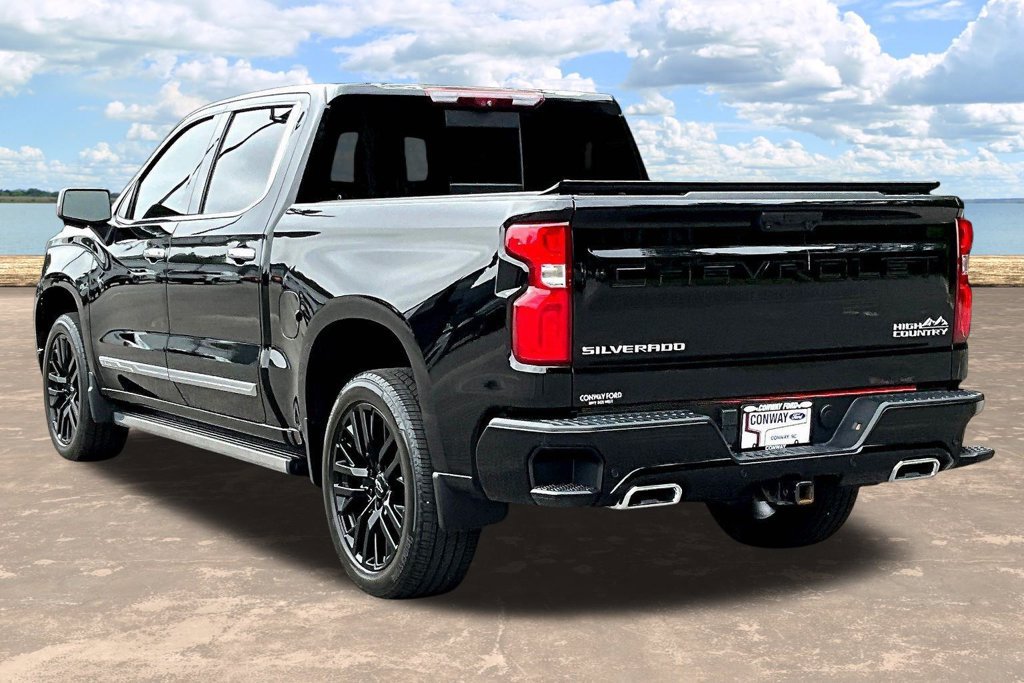 Used 2023 Chevrolet Silverado 1500 High Country AWD/4WD image 5