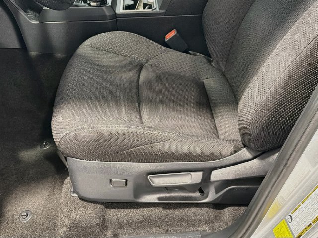 Used 2025 Toyota 4Runner SR5 AWD/4WD image 17