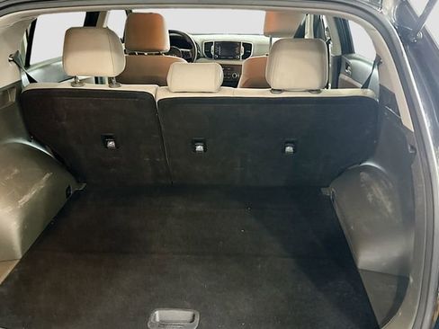 Used 2018 Kia Sportage LX image 24