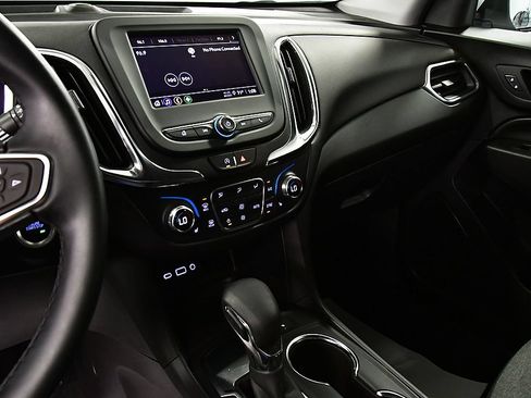 Used 2024 Chevrolet Equinox LT FWD image 21