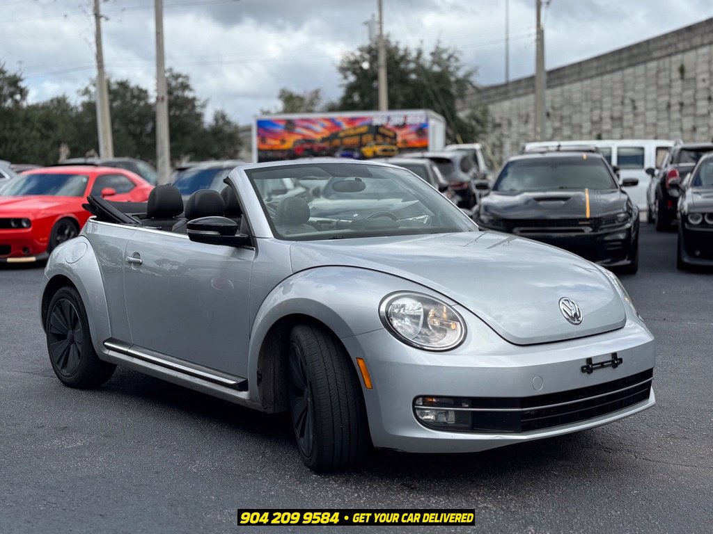 Used 2013 Volkswagen Beetle 2.0T FWD image 8