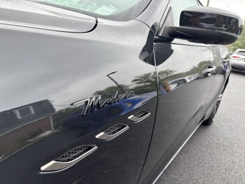 Used 2022 Maserati Ghibli Modena Q4 image 12