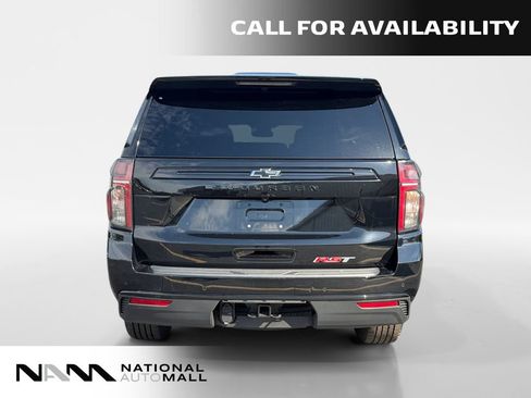 Used 2024 Chevrolet Suburban RST w/ Luxury Package RWD image 4