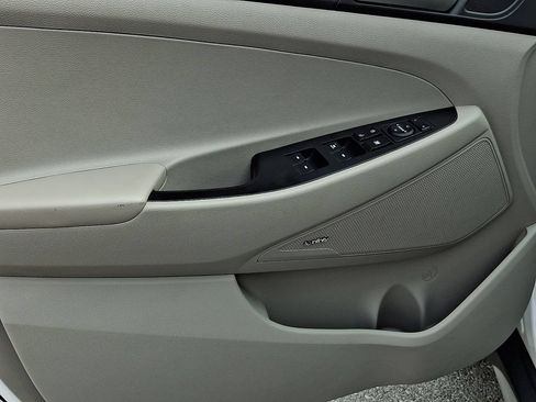 Used 2020 Hyundai Tucson Sport AWD/4WD image 12