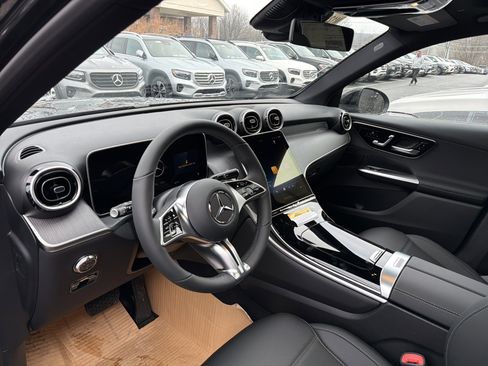 New 2026 Mercedes-Benz GLC 300 4MATIC image 9