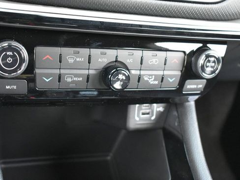 New 2026 Jeep Compass Trailhawk AWD/4WD image 23