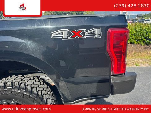 Used 2017 Ford F250 XLT AWD/4WD image 10