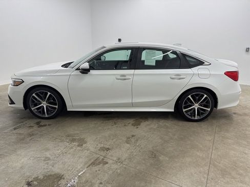 Used 2023 Honda Civic Touring image 8