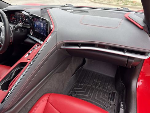 Used 2022 Chevrolet Corvette Stingray Preferred Cpe w/ Z51 Performance Package image 16