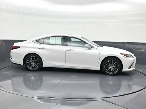 Used 2023 Lexus ES 350 w/ Premium Package image 7