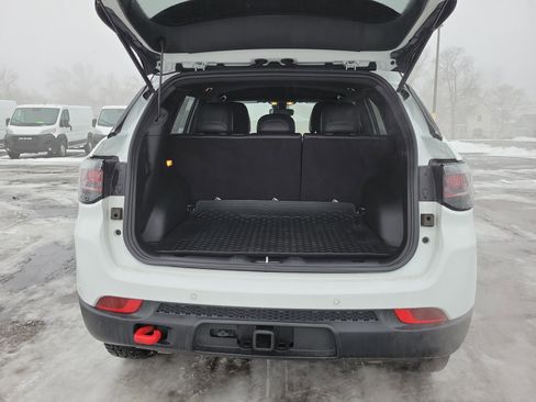 Used 2024 Jeep Compass Trailhawk w/ Trailhawk Elite Group image 19