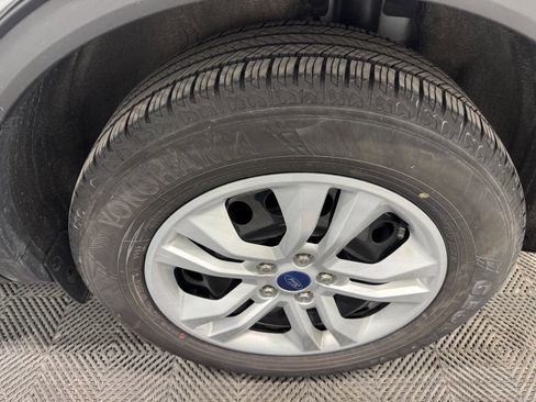 Used 2020 Ford Escape S image 41