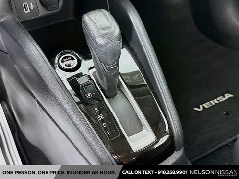 Used 2020 Nissan Versa S FWD image 16