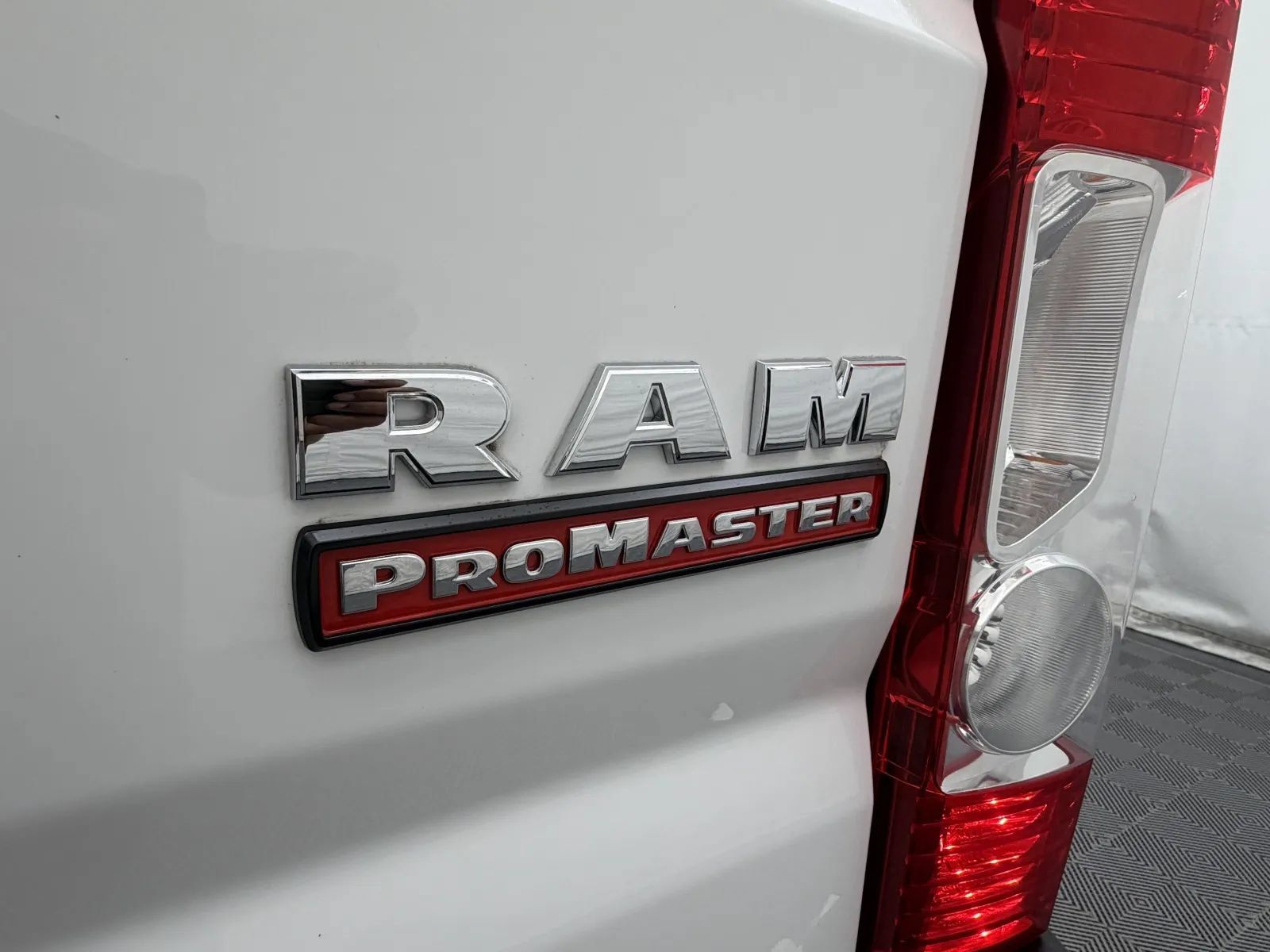 Used 2021 RAM ProMaster 2500 FWD image 7