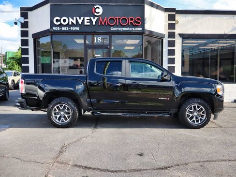 Used 2021 GMC Canyon AT4 w/ Driver Alert Package AWD/4WD image 9