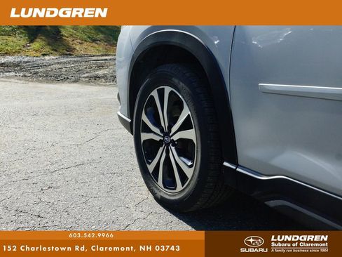 Used 2023 Subaru Forester Limited image 32