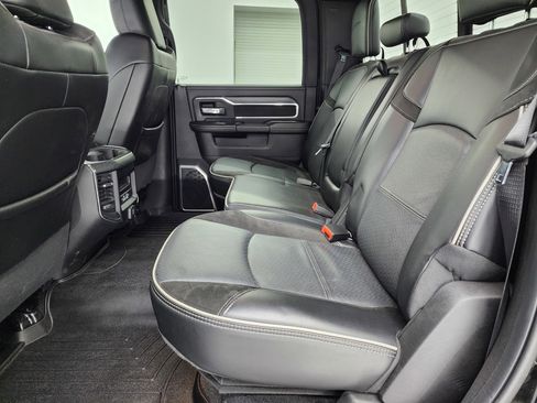 Used 2024 RAM 2500 Laramie w/ Night Edition image 9