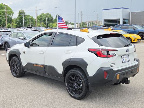 Used 2025 Subaru Crosstrek 2.5i Wilderness w/ Crosstrek Mirror Package AWD/4WD image 5