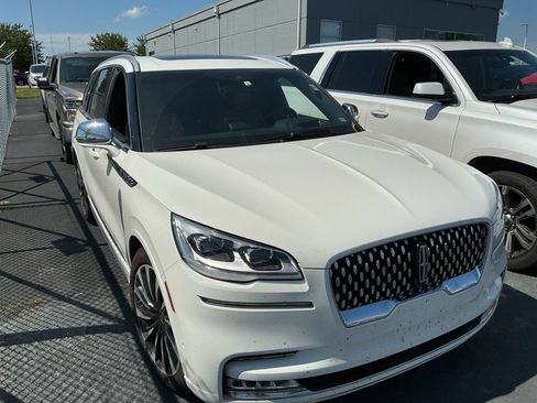 Used 2022 Lincoln Aviator Black Label Grand Touring AWD/4WD image 8