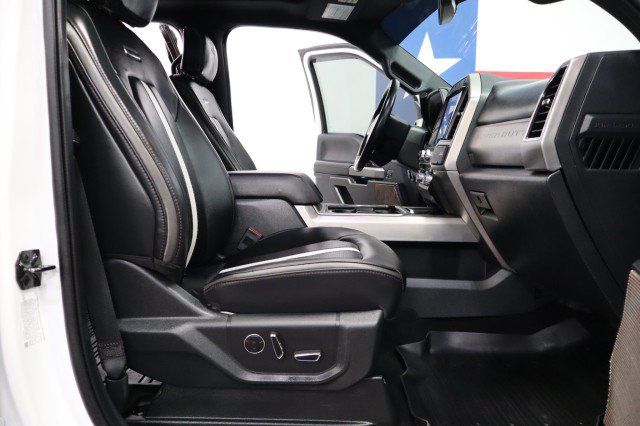 Used 2022 Ford F450 Platinum w/ FX4 Off-Road Package AWD/4WD image 8