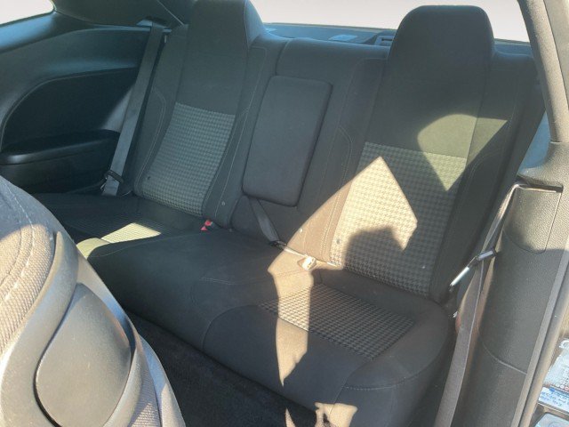 Used 2018 Dodge Challenger SXT RWD image 12