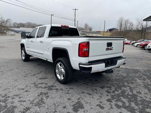 Used 2016 GMC Sierra 2500 Denali w/ Driver Alert Package image 5