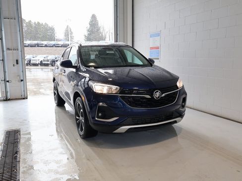 Used 2023 Buick Encore GX Select image 2