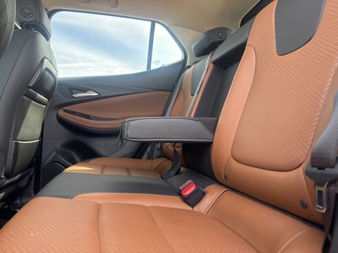 Used 2020 Buick Encore GX Essence w/ Advanced Technology Package image 29