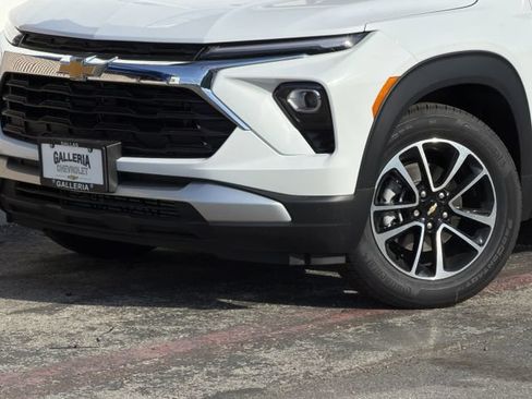 New 2026 Chevrolet TrailBlazer LT w/ Driver Confidence Package FWD image 7