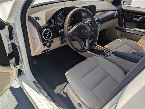 Used 2014 Mercedes-Benz GLK 250 BlueTEC 4MATIC image 9