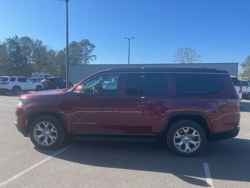 Used 2022 Jeep Wagoneer Series II image 8