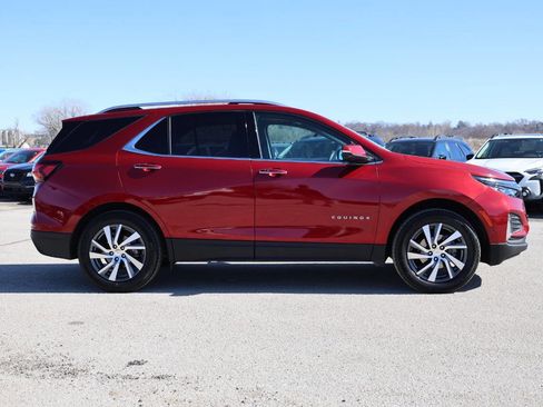 Used 2024 Chevrolet Equinox Premier image 7