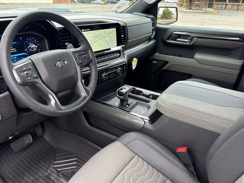 New 2026 Chevrolet Silverado 1500 ZR2 w/ ZR2 Bison Edition AWD/4WD image 10