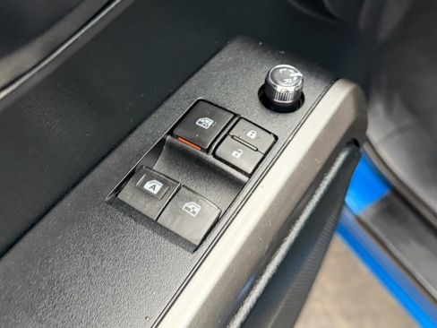 Used 2017 Toyota Tacoma SR5 image 15