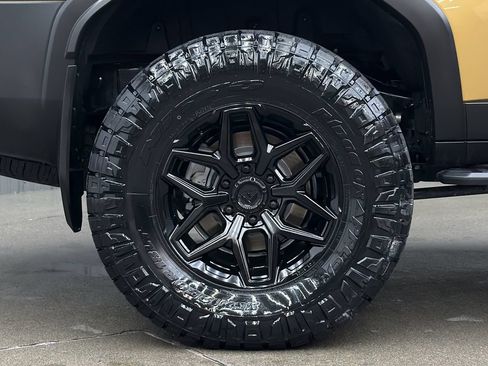 Used 2025 Toyota Land Cruiser w/ Premium Package AWD/4WD image 11