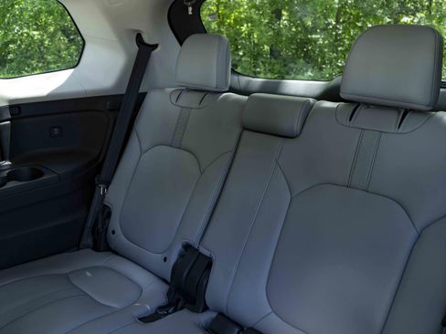 Used 2024 Honda Pilot EX-L image 19