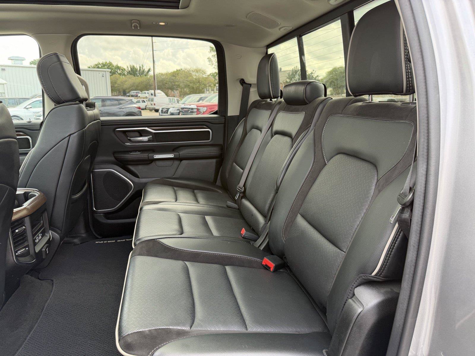 Used 2022 RAM 1500 Laramie w/ Laramie Southwest Edition RWD image 18