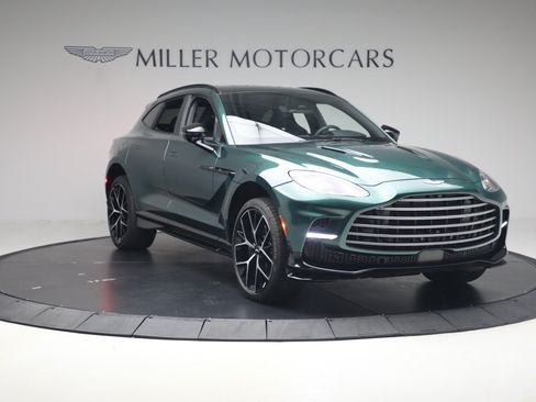 Used 2026 Aston Martin DBX 707 AWD/4WD image 11
