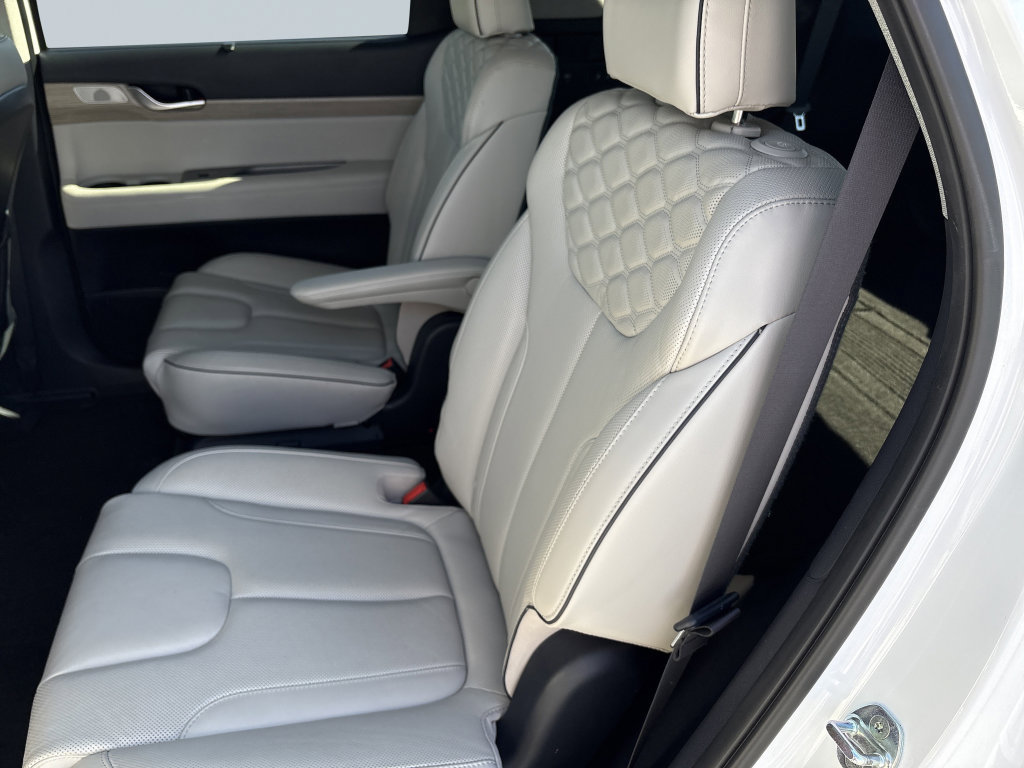 Used 2022 Hyundai Palisade Limited FWD image 30