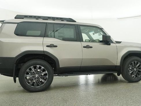 New 2026 Toyota Land Cruiser Base image 6