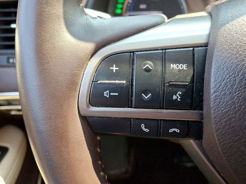 Used 2016 Lexus RX 450h AWD w/ Cold Weather Package image 17